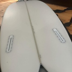 トーマス　
サーフボード  の画像