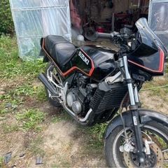 希少！！スズキGSX400FW！早い物勝ち！！メンテナンス&レストア終了！！車検証あります！の画像