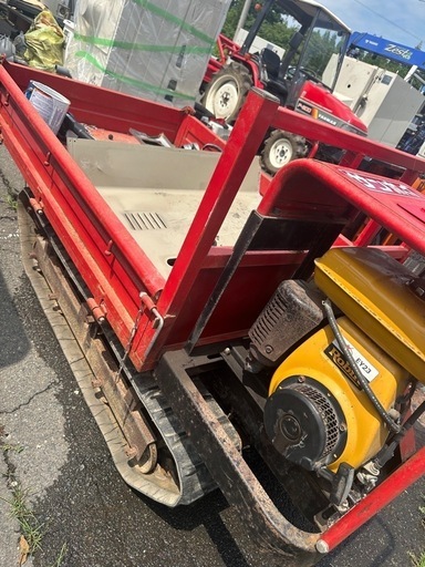 ダンプ機能付き運搬車