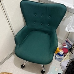 緑椅子