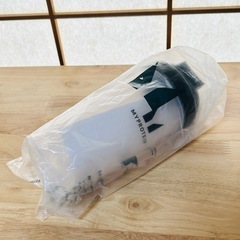MYPROTEIN プロテインシェイカー 透明/黒の画像