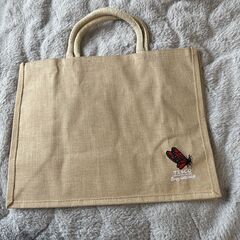 イギリスの大手スーパーの刺繍入りエコバッグの画像