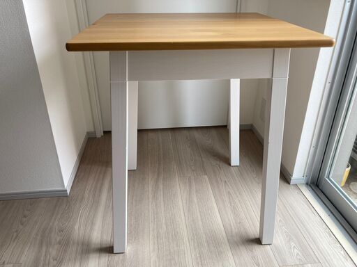 IKEA PINNTORPテーブル