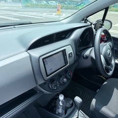 27年式 ヴィッツ 1300cc 31000キロの画像