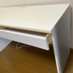 白　デスク（コンセント２ヶ、引き出し2ケ）の画像