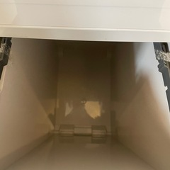 ゴミ箱2つの画像
