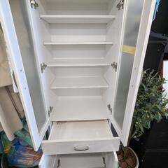 値下げしました‼️配達可【食器棚】【ニトリ】クリーニング済み【管理番号10707】清の画像