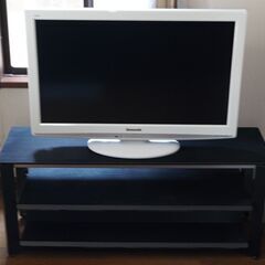 Panasonic パナソニック VIERA  32インチデジタルハイビジョン液晶TV TH-L32X2  ホワイトの画像