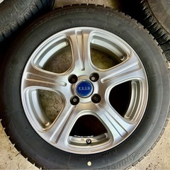 BS スタッドレスタイヤホイールセット　
4本の画像