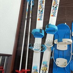 【値下げ】ソリ 外遊び 雪遊びグッズの画像