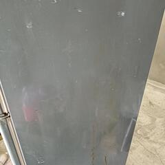動作品 冷凍冷蔵庫137 L　引き渡し7月24日まで　持ち帰り限定の画像