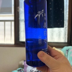 薬用美白水の画像