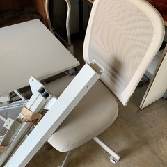 中古学習機と椅子を纏めて譲りますの画像