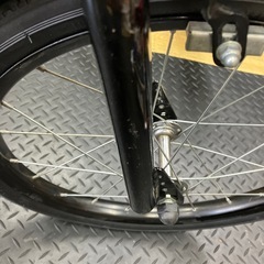 【子供車限定 ヘルメットプレゼント】リユース品　子供用自転車　18インチ　両立スタンド付きの画像