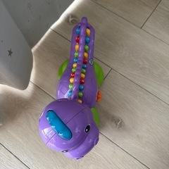 英語を学べる知育玩具、リープフロッグアルファベットボタン付きの画像