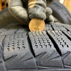 BS スタッドレスタイヤホイールセット　
4本の画像