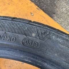 215 40 R18 WINRUN  2本セット2019年製造の画像