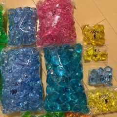 アクリルストーン　宝石　キラキラ　ストーン　1000個以上　形も色々　♡ ⭐︎ 💎の画像