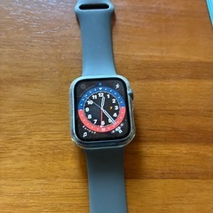 モデル名：Apple Watch Series 5 サイズ： 44mm モデル： GPSモデル カラー：シルバー　の画像