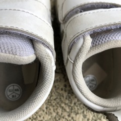 ASICS アシックス ベビーシューズ ホワイト 星柄 12.5センチの画像
