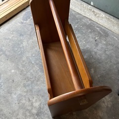 レトロ 木製  マガジンラックの画像