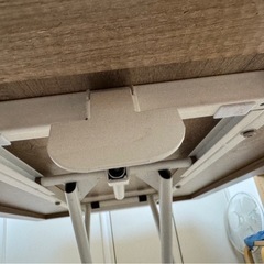 手動式昇降テーブル
の画像