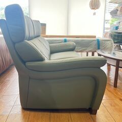 家具 生活家具 karimoku　2人掛けソファー　オリーブの画像