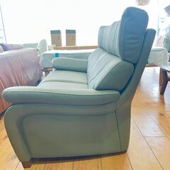 家具 生活家具 karimoku　2人掛けソファー　オリーブの画像