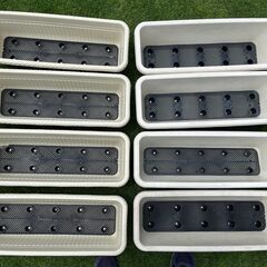 新品ではありませんが、プランターをまとめて出品しますの画像