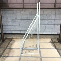 355 カタログスタンド チラシスタンド オフィス 店舗 18段 高さ 161㎝ 幅 34㎝ 奥行き 62㎝　①の画像