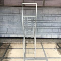 356 カタログスタンド チラシスタンド オフィス 店舗 13段 高さ 152㎝ 幅 34㎝ 奥行き 62㎝　②の画像
