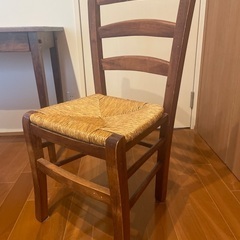 デスク　チェア　アジアン風の画像