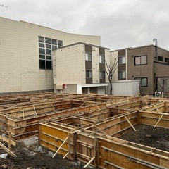 (急募)型枠、解体業務　見習い、未経験募集！！土曜日休み希望可の画像