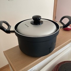 炊飯鍋の画像