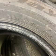 無料タイヤ　195/65R15の画像