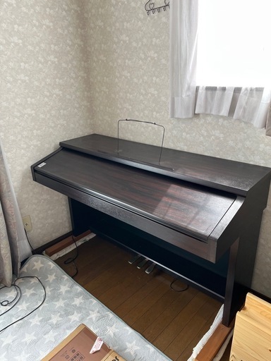 電子ピアノ