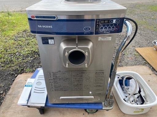 NISSEI アイスクリームメーカー NA-9426WE ほぼ新品 ニッセイ