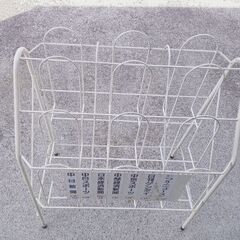 新聞ラックの画像
