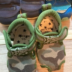 ベビーシューズ3つの画像