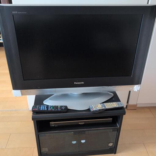 訳あり商品 32型テレビ・ブルーレイレコーダー セット (滝) 川口元郷の レコーダー