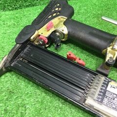 日立工機 HiKOKI ハイコーキ NT55HM2 高圧フィニッシュネイラ【船橋馬込店】【店頭取引限定】【中古】ITZJP5WSBYDFの画像