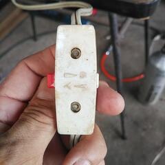 商談中です中古サンヨー電気卓上レトロ扇風機の画像
