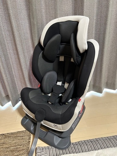 チャイルドシート　エールべべ　スイングムーンプレミアム　中古　9kg〜18kg 　15kg〜25kg　