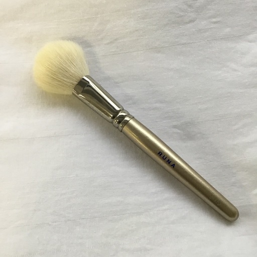 🌟コスメ用品🌟白鳳堂HAKUHODO チークブラシ未使用B 110 (増田