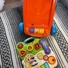 英語おもちゃ　手押し車の画像