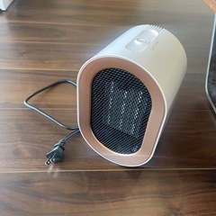 セラミックヒーター 小型 1200W 2秒速暖 暖房 (さき) 宮崎の季節