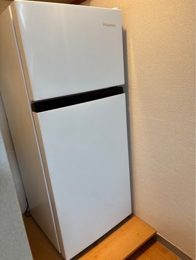 美品　ハイセンス　Hisense ノンフロン冷蔵庫　124リットル　