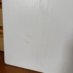 白いテーブルの画像