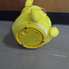 ピカチュウのぬいぐるみの画像