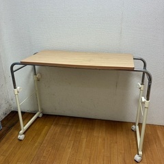 移動式テーブルの画像
